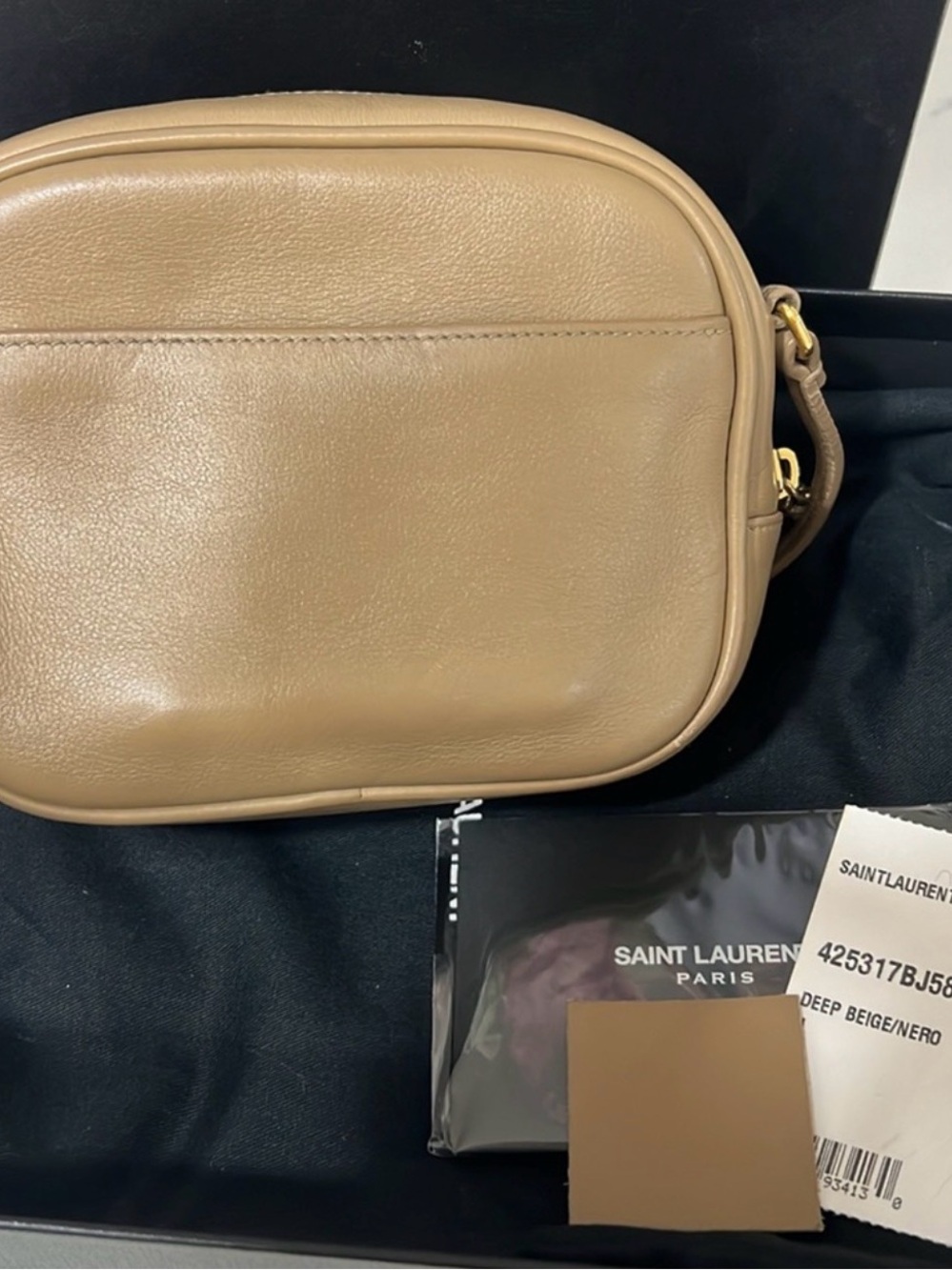 Saint Laurent Blogger Crossbody Small Ivory Leather - Picture 5 of 8